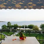 Galazia Akti Apartment *