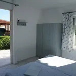 Galazia Akti Apartment *