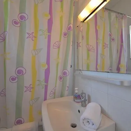 Galazia Akti Ayios Nikolaos