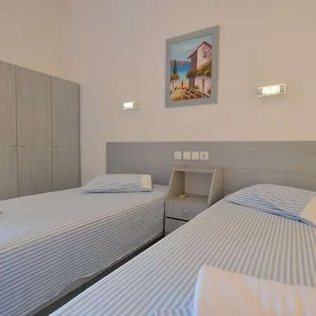 Galazia Akti Agios Nikolaos (Evia)