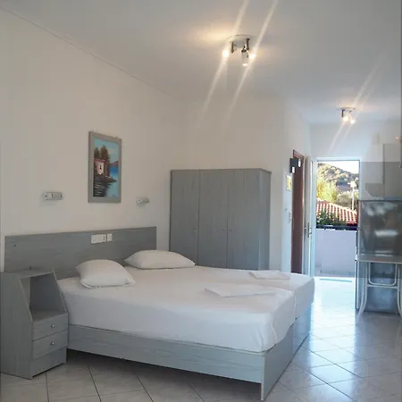 Lejlighed Galazia Akti Agios Nikolaos (Evia)