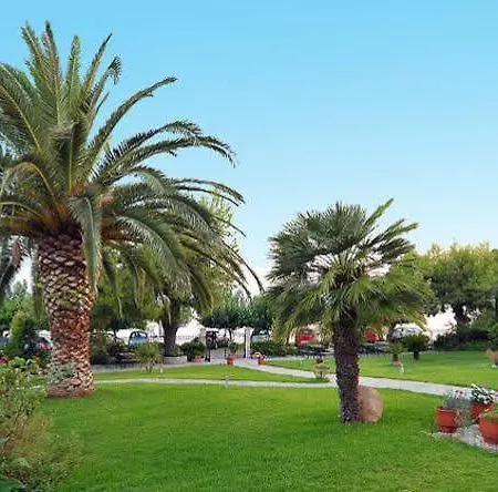Galazia Akti Apartment